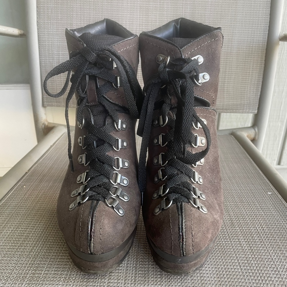 XHILARATION HIGH HEELED PLATFORM HIKING LACE UP BOOTS - Picture 5 of 11